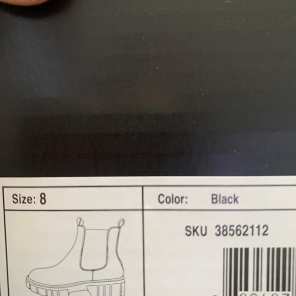 Boots - Picture 5 of 5